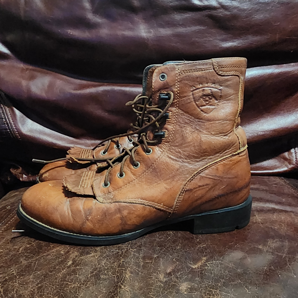 Ariat Heritage Lacer Boot. Women's 7.5.